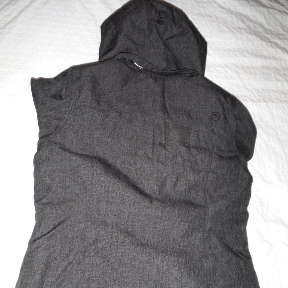 BLACK MOUNTAIN winter jacket - Picture 3 of 8